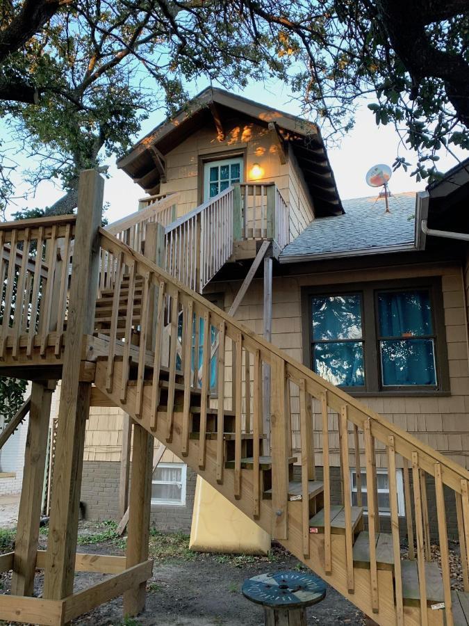 Rustic Rooftop Delight - Bay Front Apts Norfolk Exteriör bild